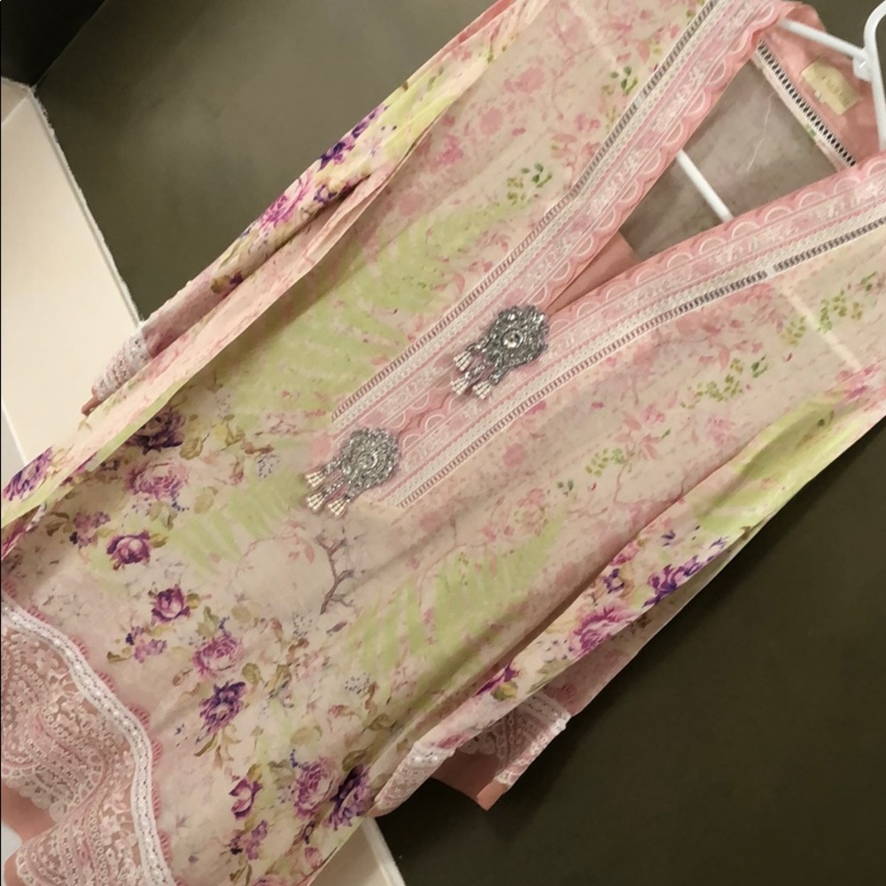 NWOT FARAH TALIB AZIZ KURTI! Pink and silver eid